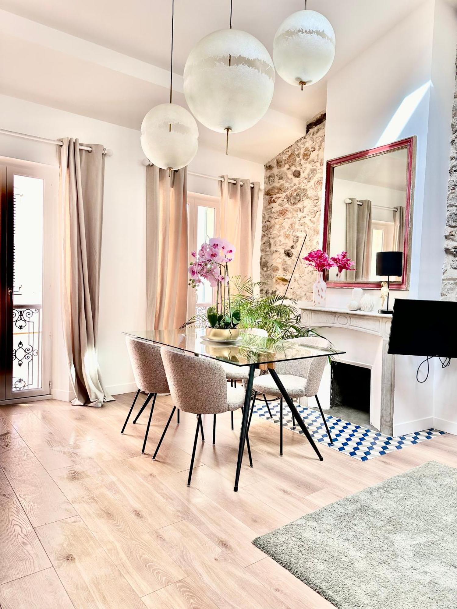 L Appartement De Manon, Centre Historique Du Vieil Antibes Bagian luar foto