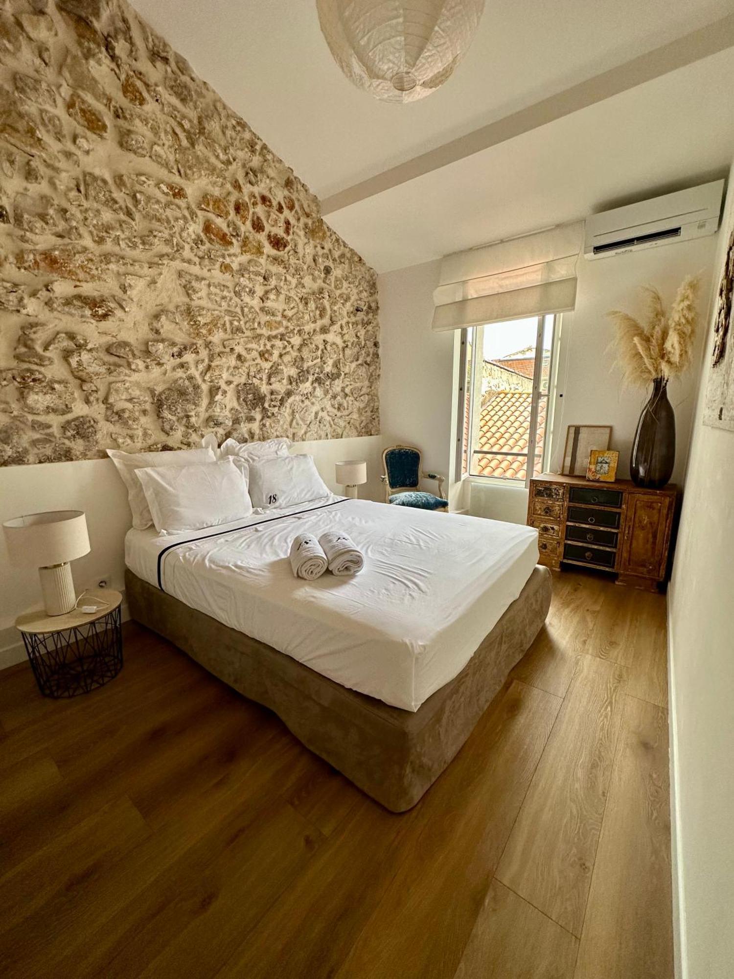 L Appartement De Manon, Centre Historique Du Vieil Antibes Bagian luar foto